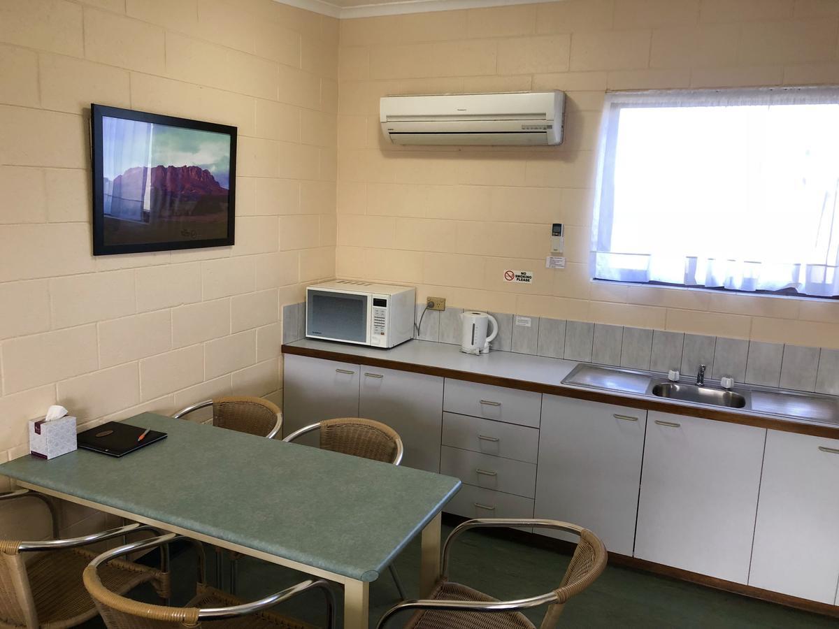 Sheffield Motor Inn Экстерьер фото